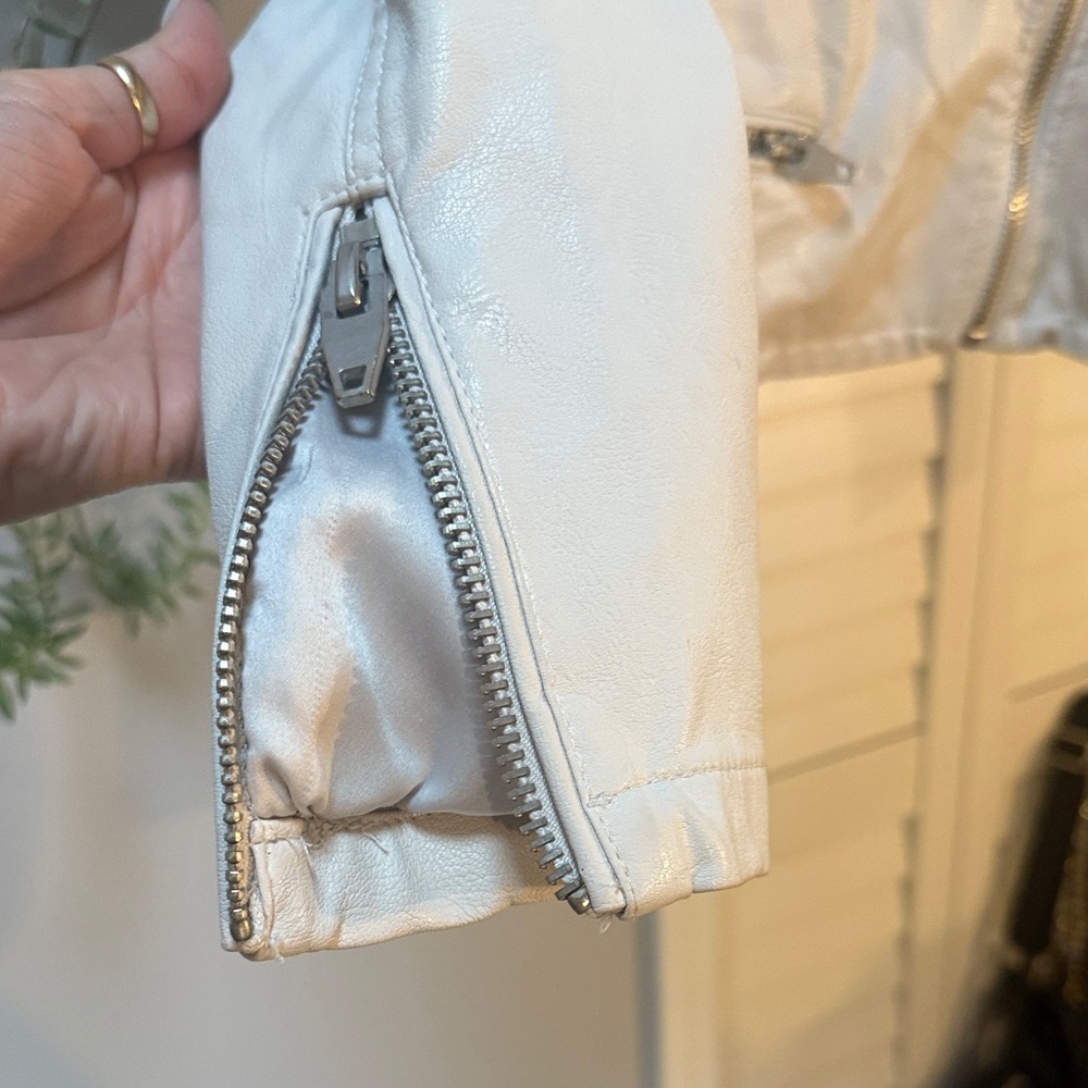 Blank NYC Women's Off-White Leather Jacket - Picture 4 of 8